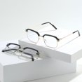thumbnail image 4 of Gafas de lectura de moda de metal anti-luz azul, gafas de hombre con marco simple, marco medio retro, espejo plano que cambia de color, 4 of 5