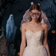 thumbnail image 1 of de encaje de Halloween, elegante accesorio de disfraz para espectáculos festivos de ., 1 of 10