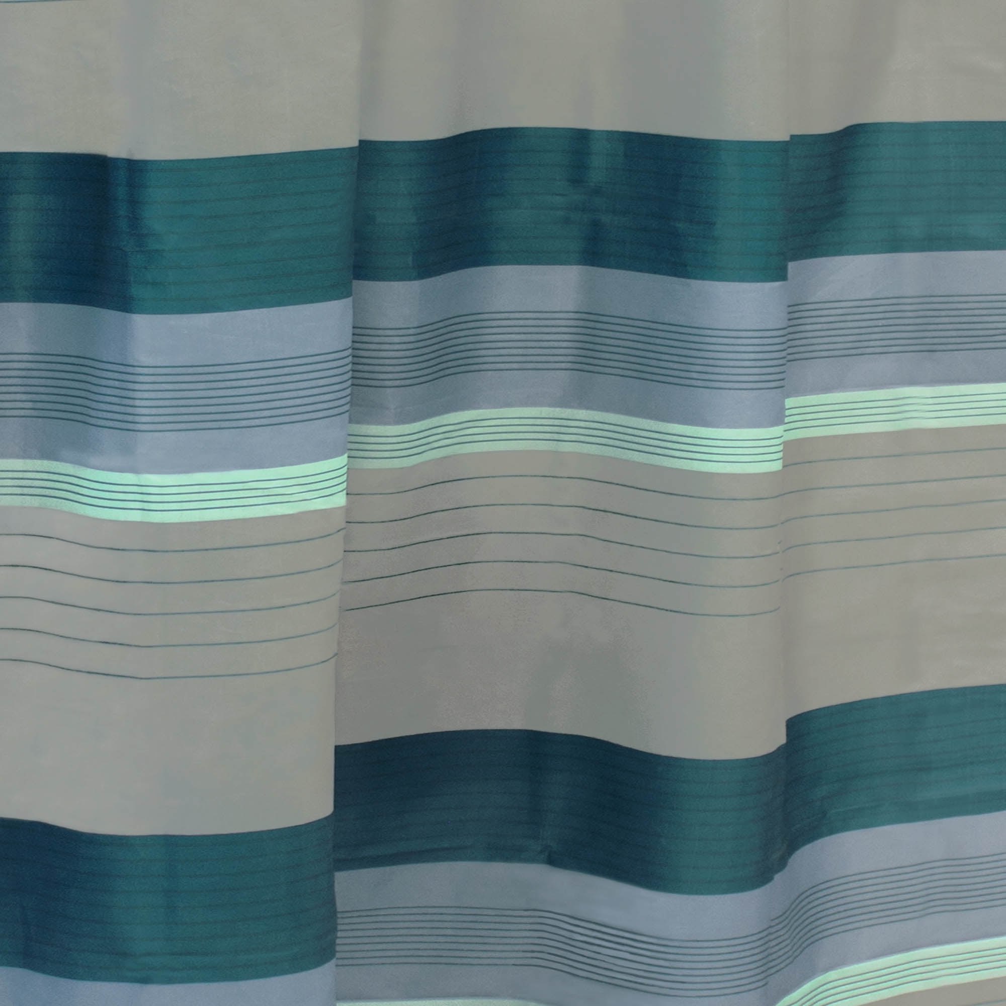 Regent Stripe 15-Piece Bathroom Polyester Shower Curtain Set, 72x72