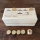 thumbnail image 3 of Juego de mesa Penny Game Wood Box para más de 2 jugadores con dados, 3 of 6