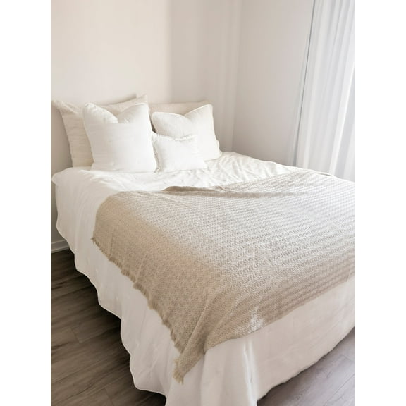 Blissful Bamboo Jacquard Throw Beige