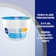 thumbnail image 3 of NIVEA Crema Facial Hidratante 5 en 1 Cuidado Nutritivo 200 ml para Rostro y Cuerpo, 3 of 5