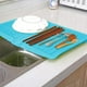 thumbnail image 5 of Escurridor de cocina de 45 x 33 cm, bandeja grande de plástico con desvío de pendiente lateral, bandeja para secar platos, bandeja escurridora con base antideslizante, 5 of 6