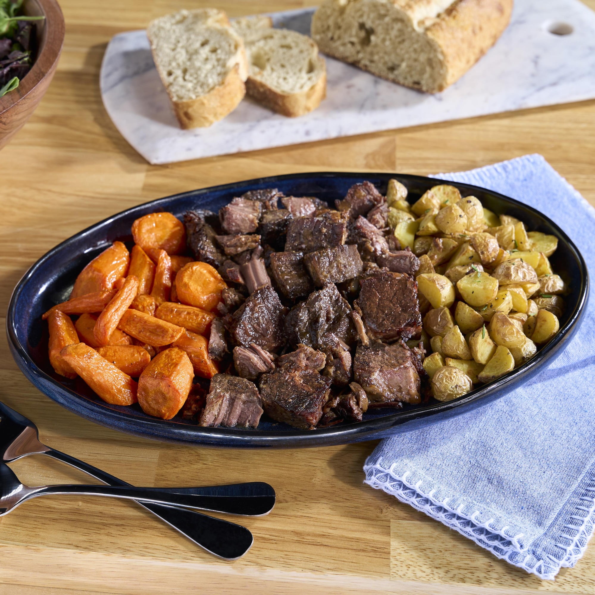 Chuck Beef Roast, Tray, Fresh, 2 - 2.70 lb