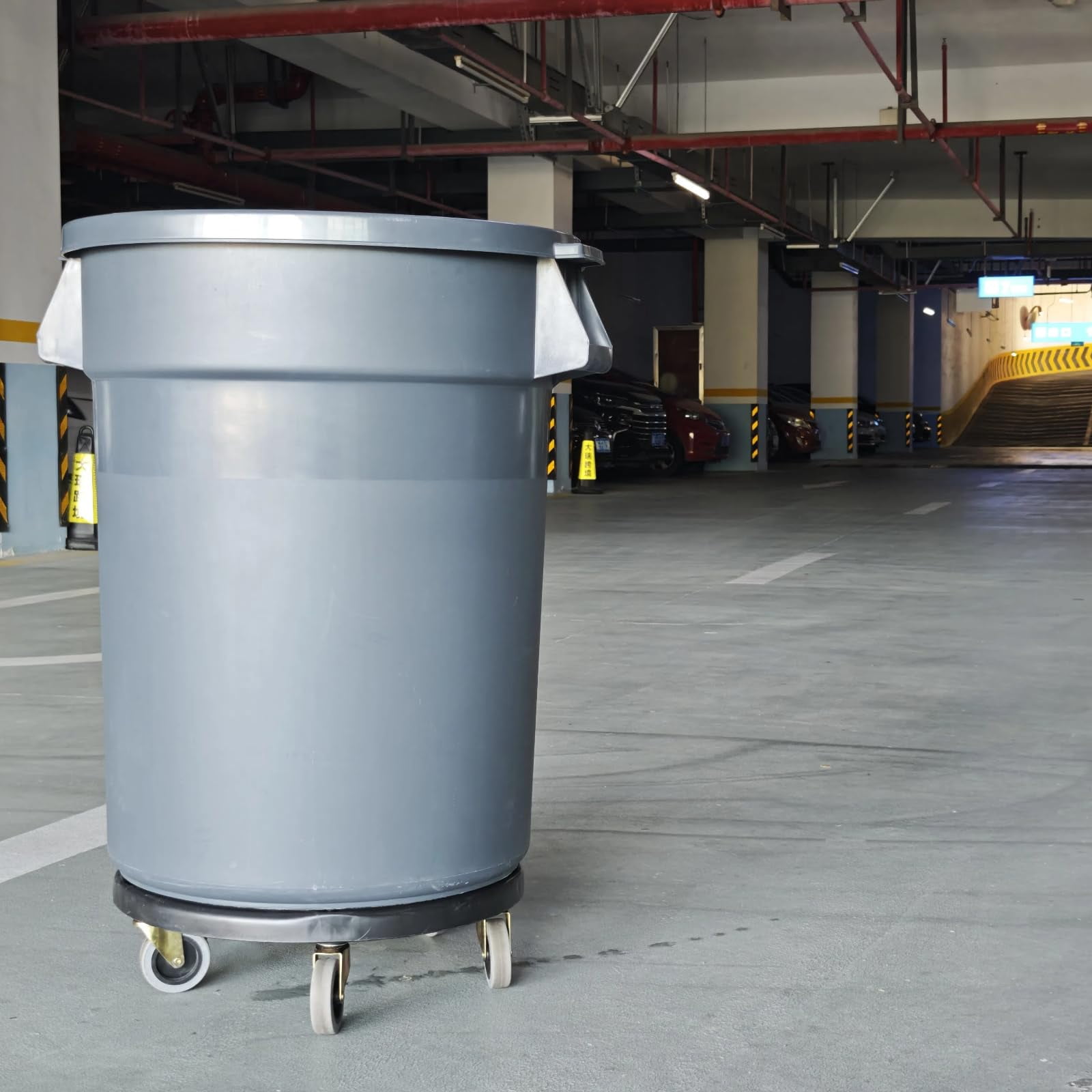 32 Gallon Outdoor Trash Can with Lid and Wheels, Large Trash Can with Removable Wheels and Sturdy Handle, Garbage Cans for Kitchen, Hospitals, Garages, Backyards and Yards