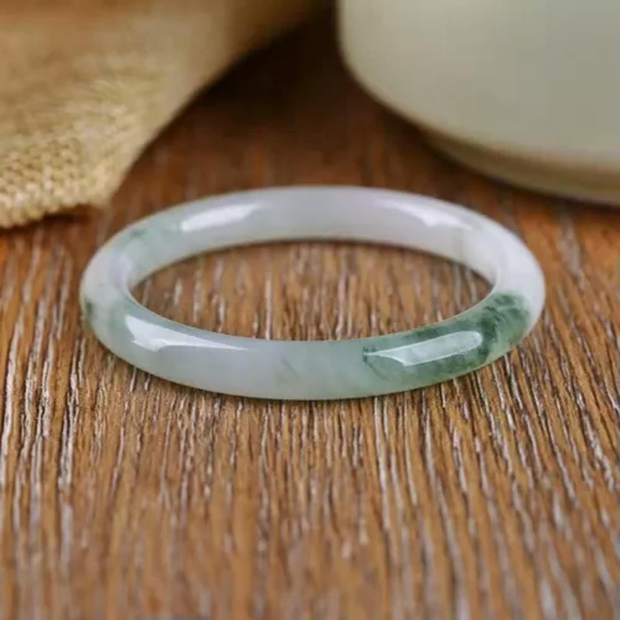 HOOUN Natural Green Jade Bangles for Women Round Jade Bracelet for Girls-58mm/2.28''