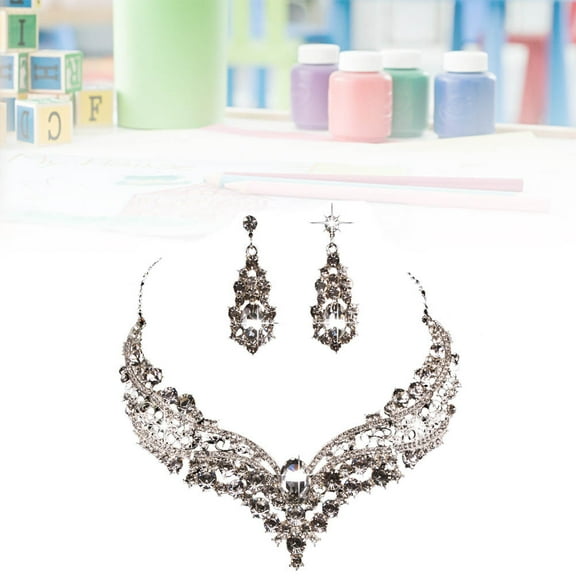 GOOHOCHY Elegant Silver Wedding Jewelry Set for Women Includes Adjustable Necklace and Earrings Ideal for Special Occasions