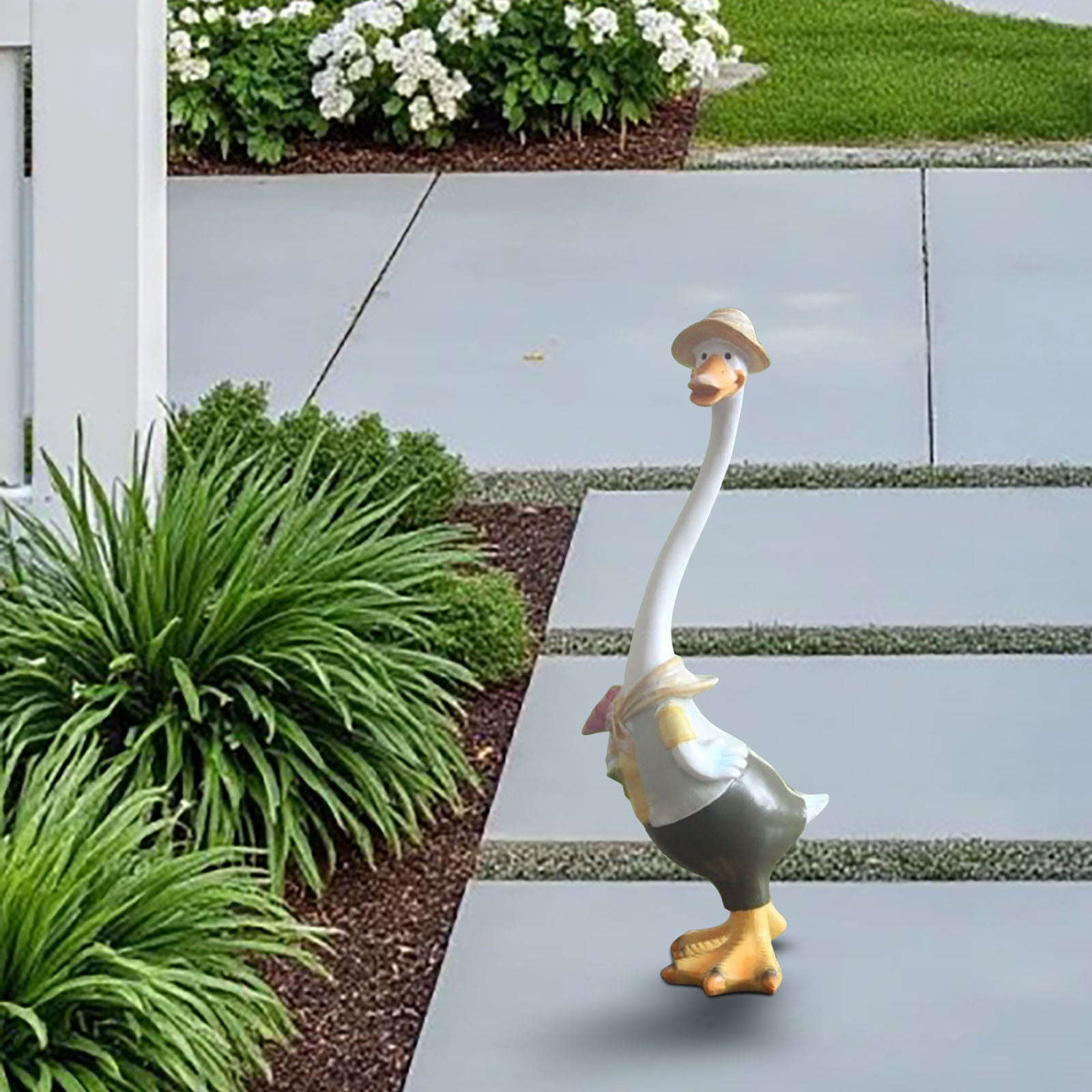 Farm Duck Statue, Indoor Outdoor Resin Decorations,Garden Decorative Sculpture Cute Simulation Funny Duck Decoration for Farmhouse Cafe Yard Indoor Outdoor, Male