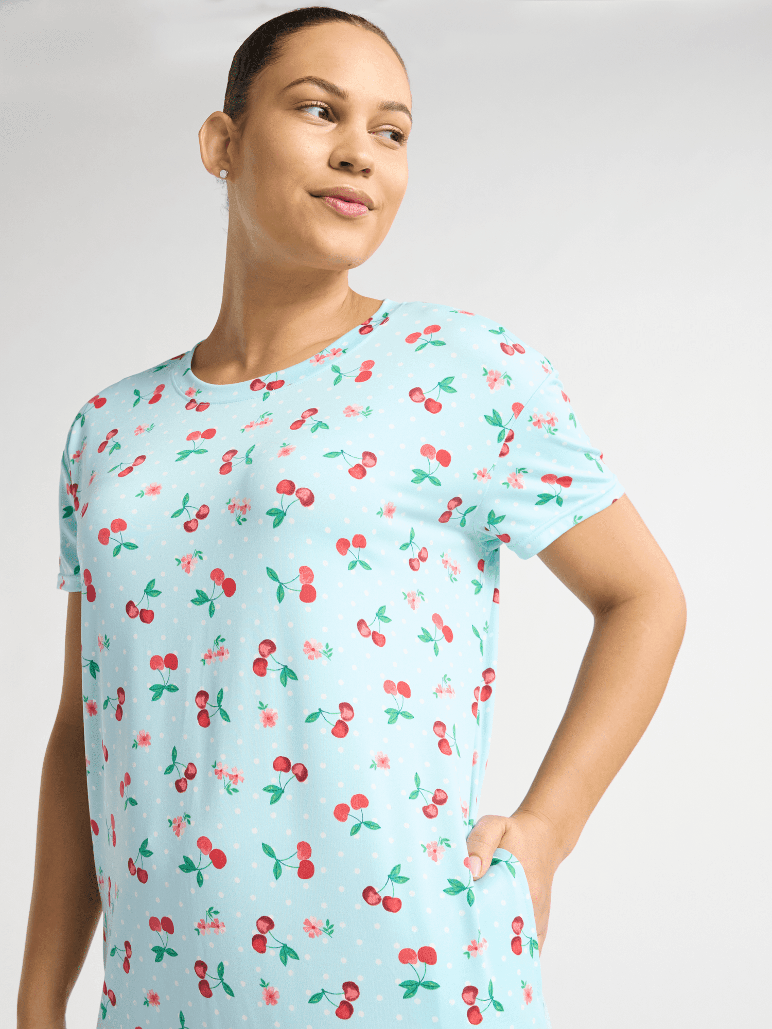 Joyspun Women's Dreamy Soft Collection Sleepshirt with Short Sleeves, Sizes S/M-2X/3X