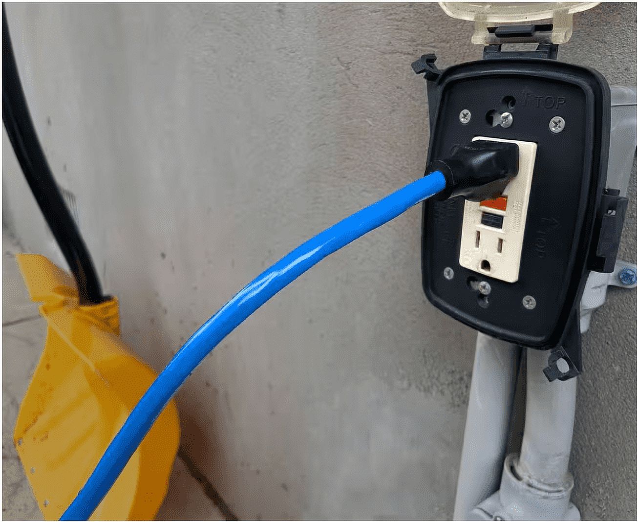 Hyper Tough 50 Ft. Cold Weather Extension Cord photo 2
