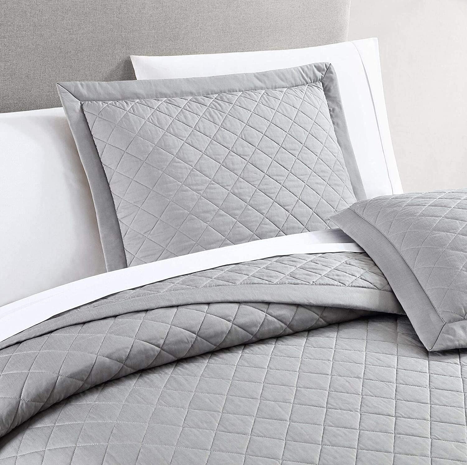 Chezmoi Collection Owen 3-Piece Soft Cooling Bamboo Fiber Quilt Bedspread Diamond Quilted Coverlet Set (Queen, Light Gray)
