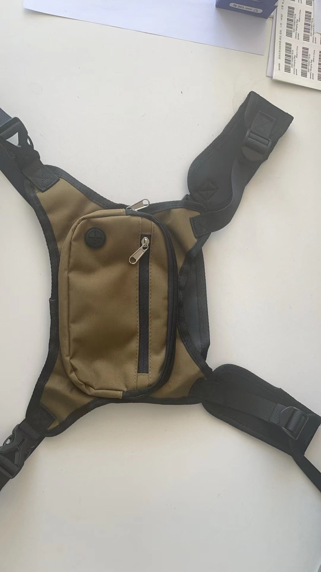 Lightweight Water-Resistant Running Vest with Phone Pocket & Extra Storage, Water Resistant Chest Pack, Lightweight Running Vest