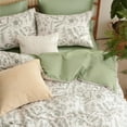 thumbnail image 4 of Nayoroom 3 Pieces Green Floral Comforter Set Botanical Vintage Flower Coquette Cottagecore Aesthetic for Women Teen Soft Lightweight Dorm Microfiber Bedding Set,Queen Size, 4 of 5