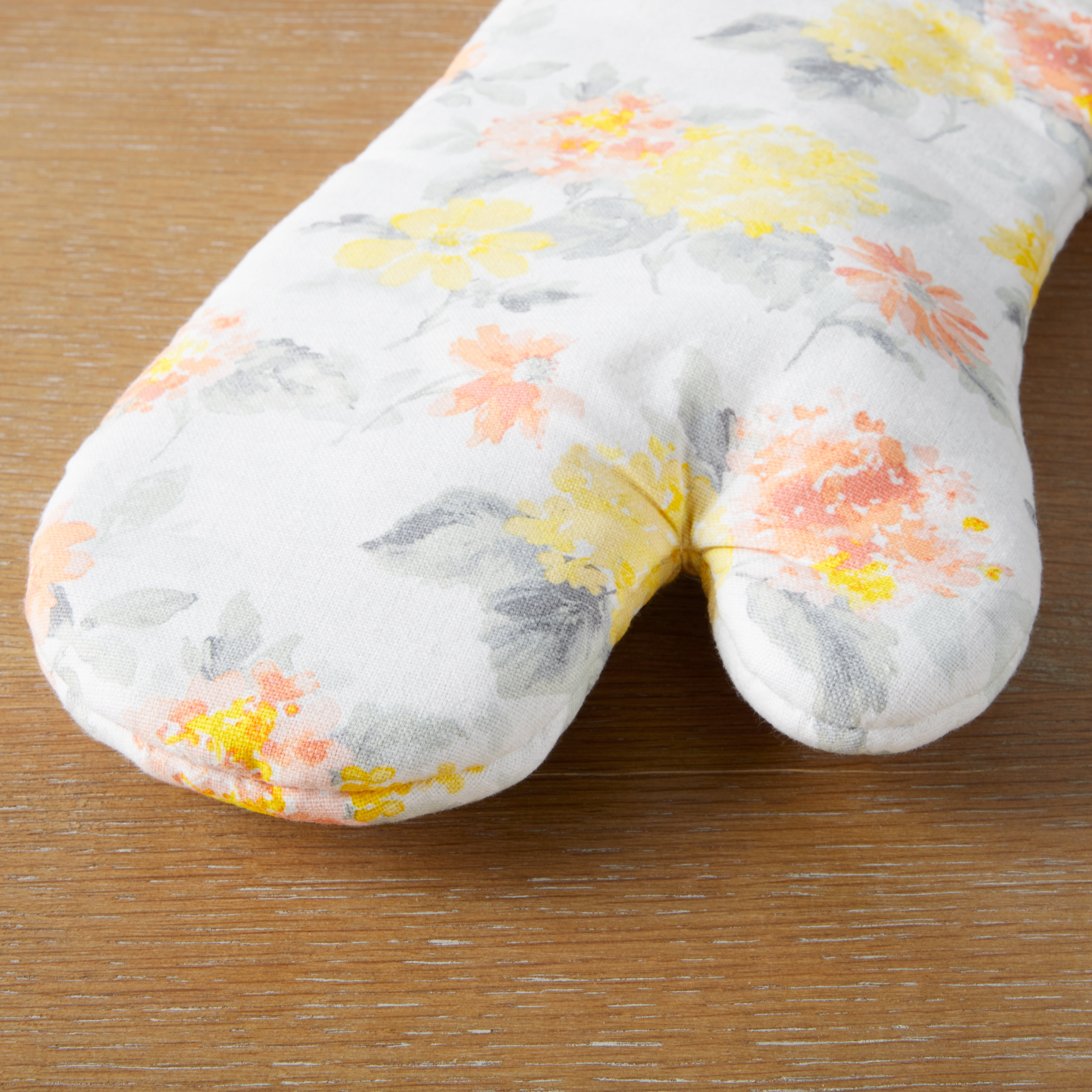 Martha Stewart Amber Floral Oven Mitt & Pot Holder Set 2-Pack, Yellow/Coral, OM: 7"x13" & PH: 7"x10"