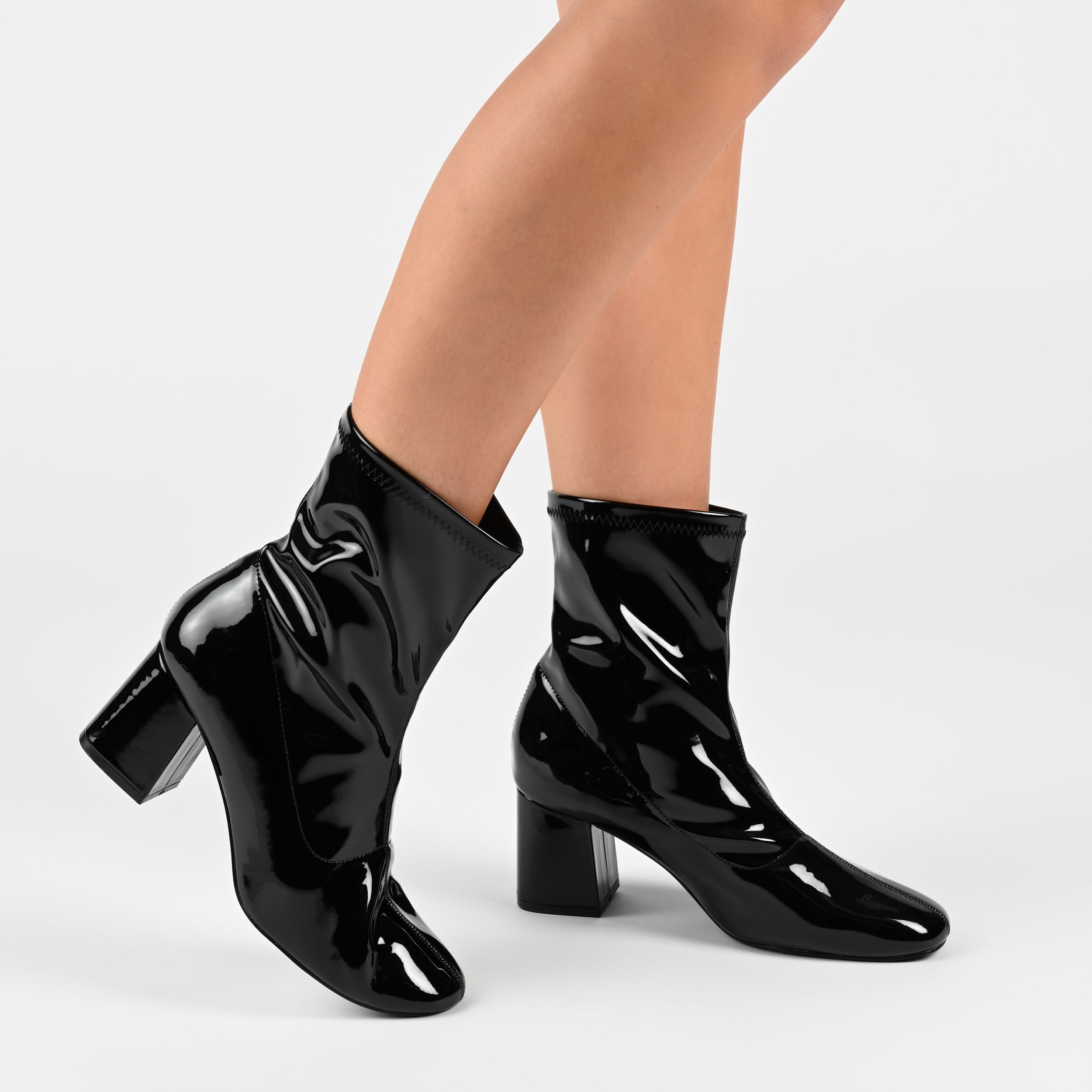 Journee Collection Womens Reice Square Toe Block Heel Ankle Booties