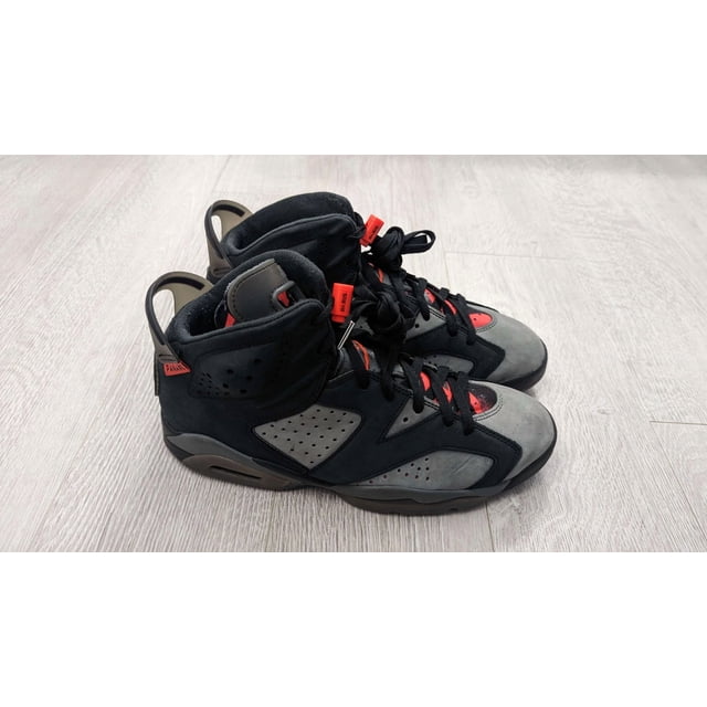 A i r-Jor-dan 6 Retro x PSG Paris Saint-Germain Size 10.5