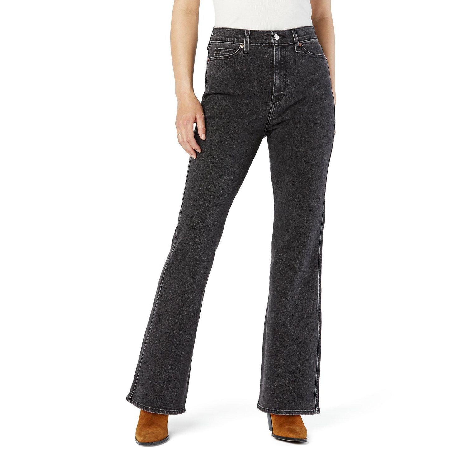 Levi Strauss Signature.™ Women’s Heritage High-Rise Flare Jeans