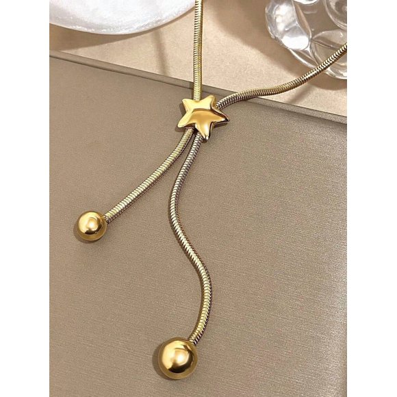 Collar Largo de Cadena Dorada con Estrella y Bolas