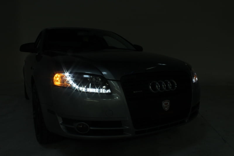For 2002-2005 Audi A4 S4 R8 DRL LED Projector Blk Headlights Head Lights Pair
