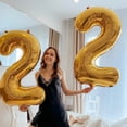 thumbnail image 4 of Globos dorados grandes de 32 pulgadas con figuras de 18, 20, 30, 40, 50, 60, 70, 80 y 90 años para adultos, cumpleaños, aniversario, decoración, bolas con números, suministros, 4 of 5