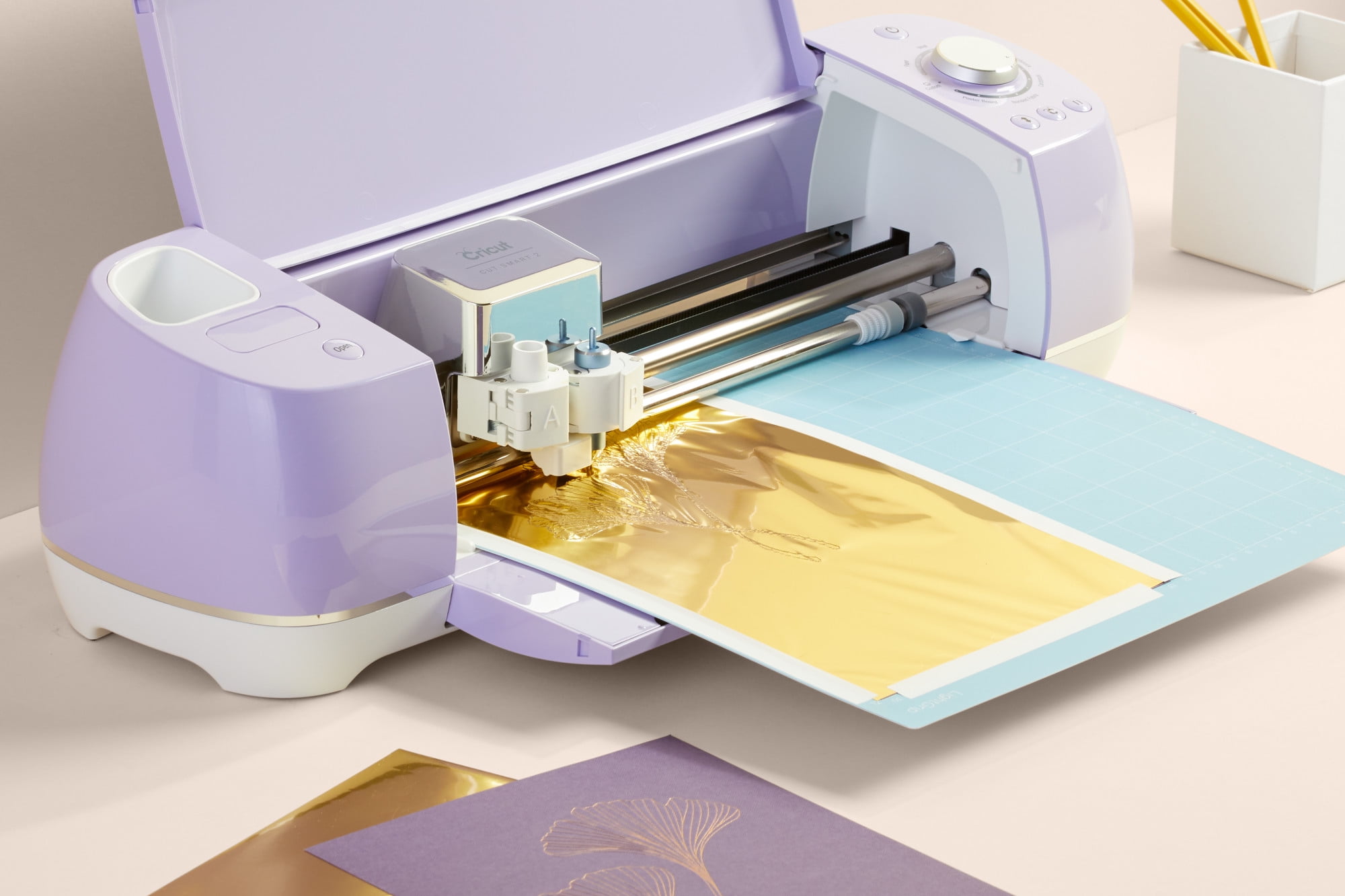 Cricut Explore Air 2 Electronic Cutting Machine in Lilac 2006515 - The Home  Depot