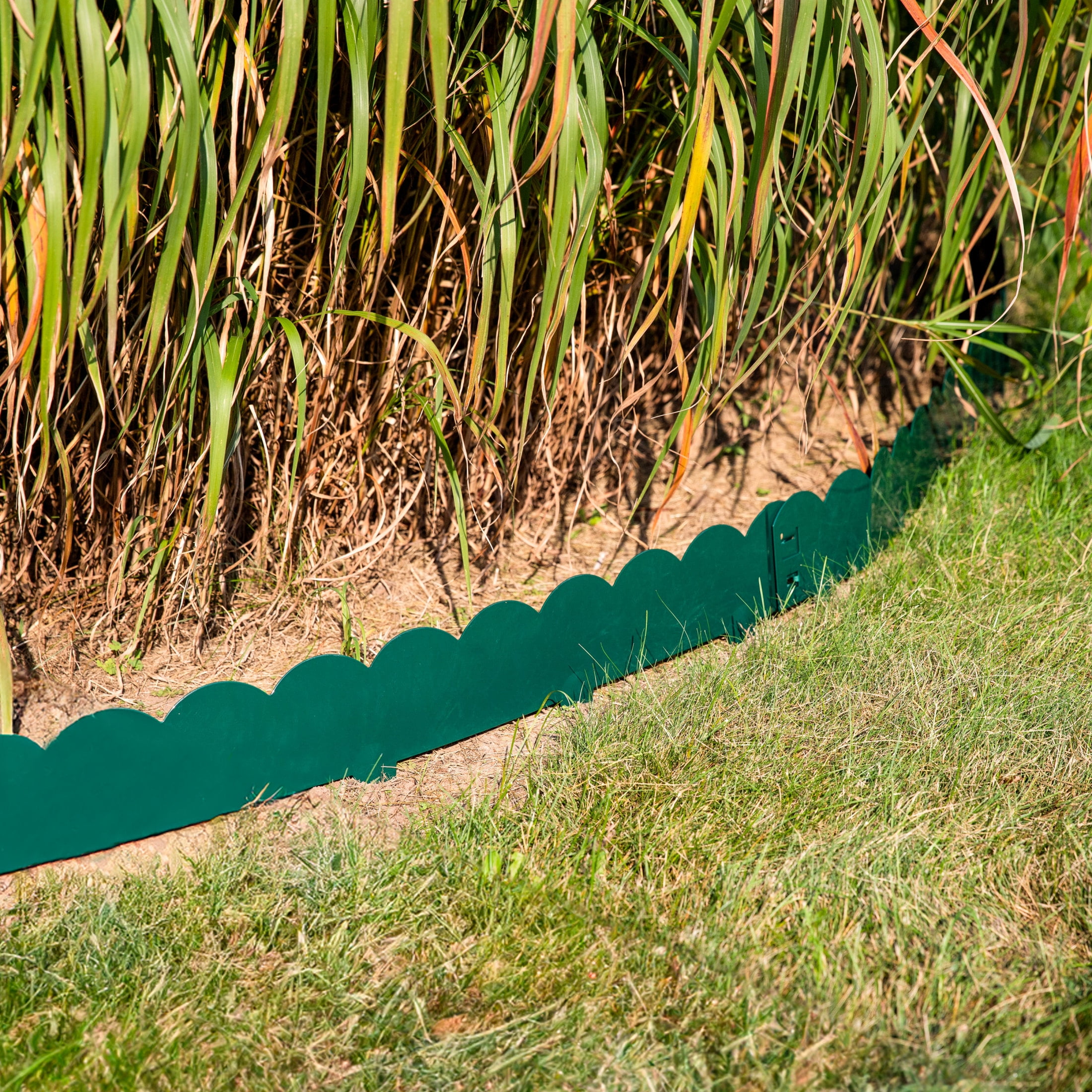 Sunnydaze Scalloped 7.25" x 41.75" Green Steel Landscape Edging Border (5 Pack)