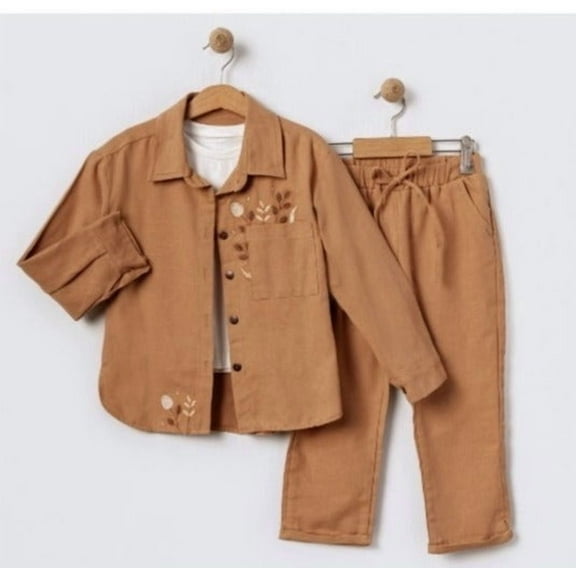 Young Girls' Casual, Comfortable Outfit - 3 Piece Outfit in Cotton, Great for Family Gatherings