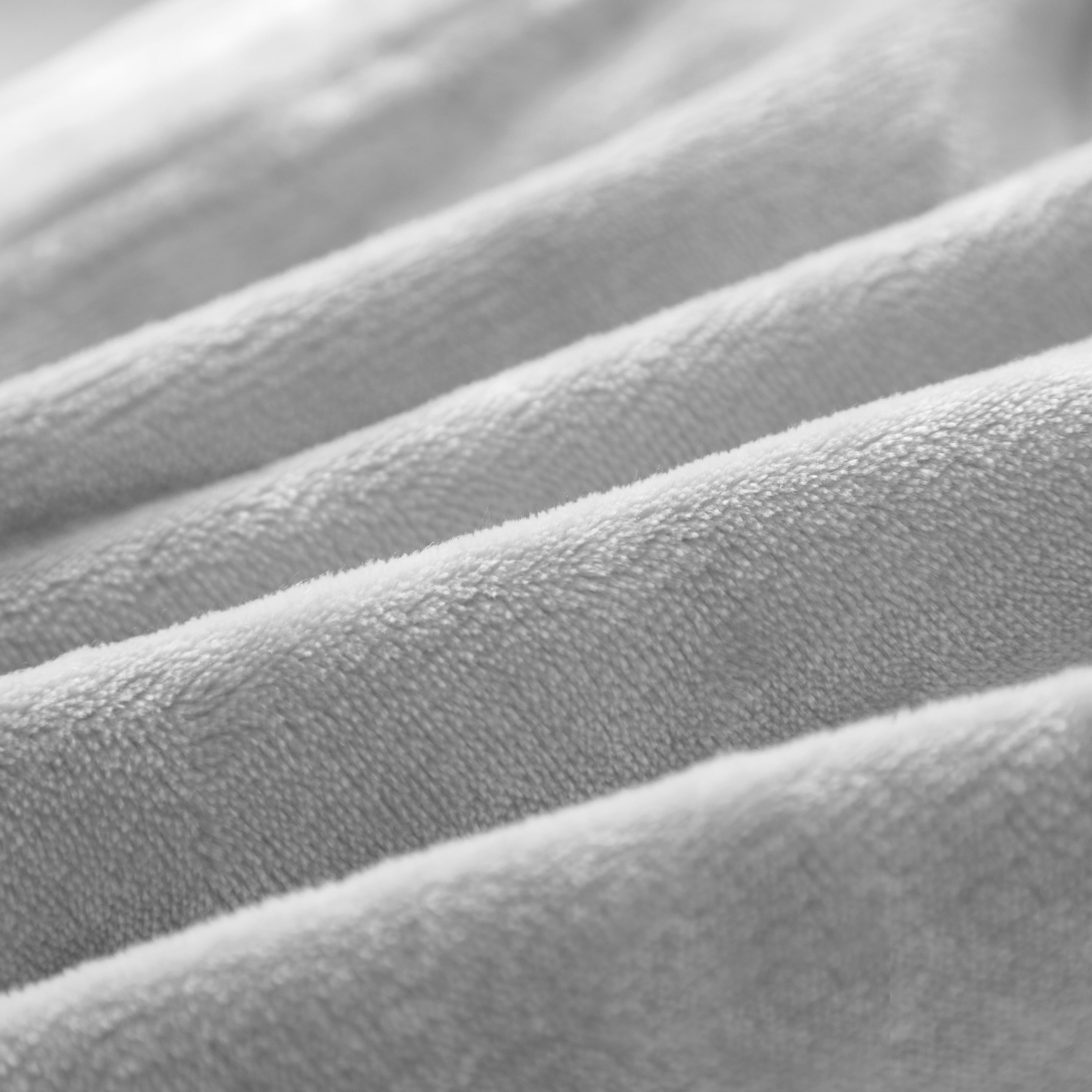 Serta So Huge Oversized Fleece Blanket, 10 Feet x 10 Feet, Grey