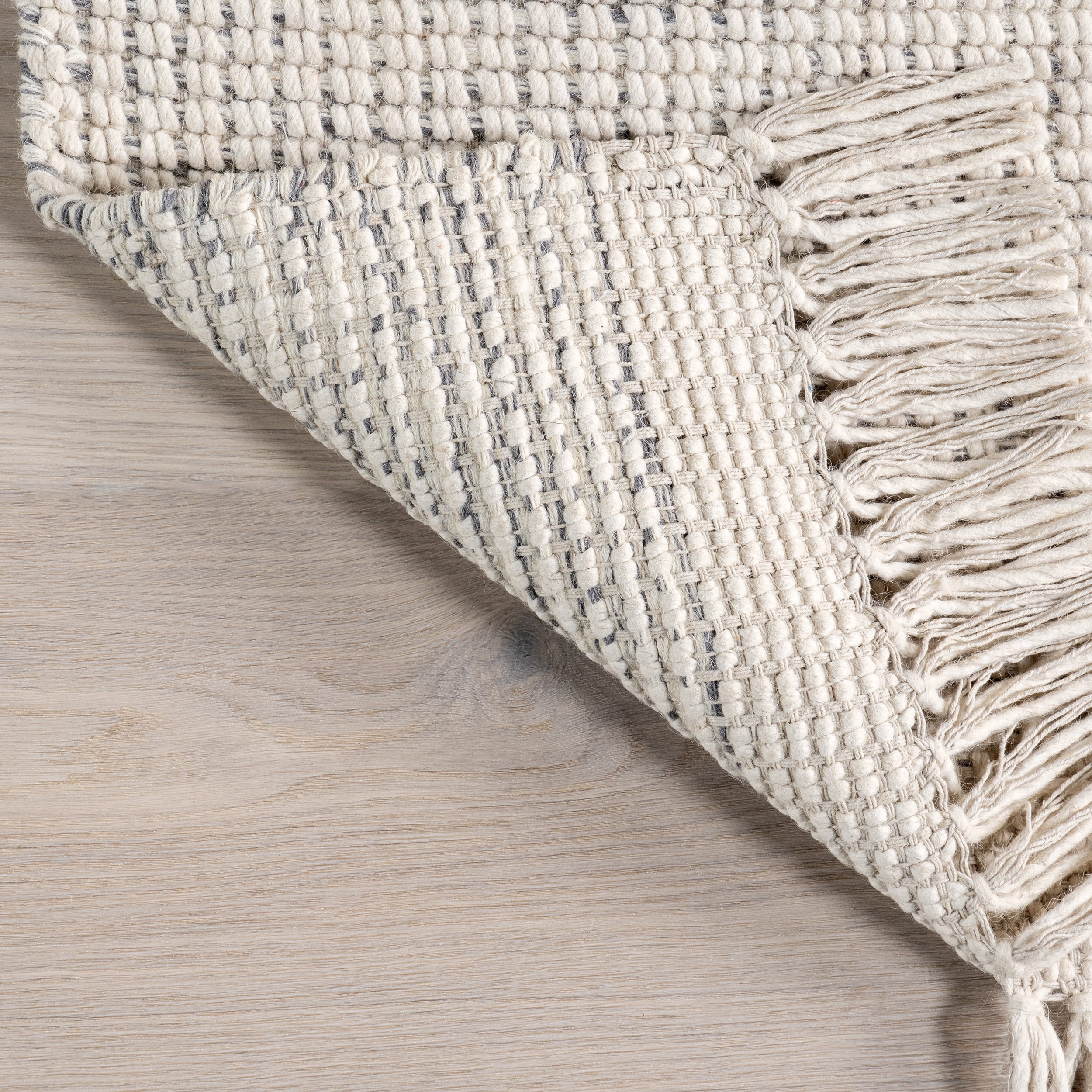 nuLOOM Orli Classic Wool Fringe Area Rug, 8' x 10', Ivory