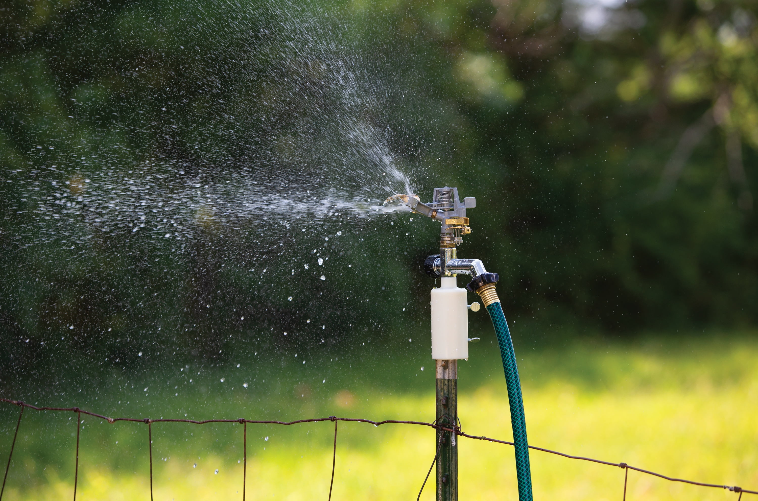 Melnor T-Post Pulsating Sprinkler