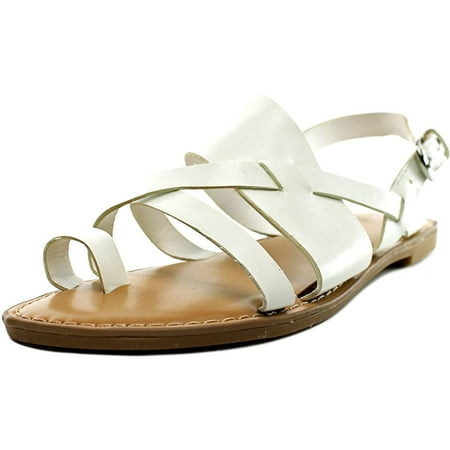 casual strappy sandals