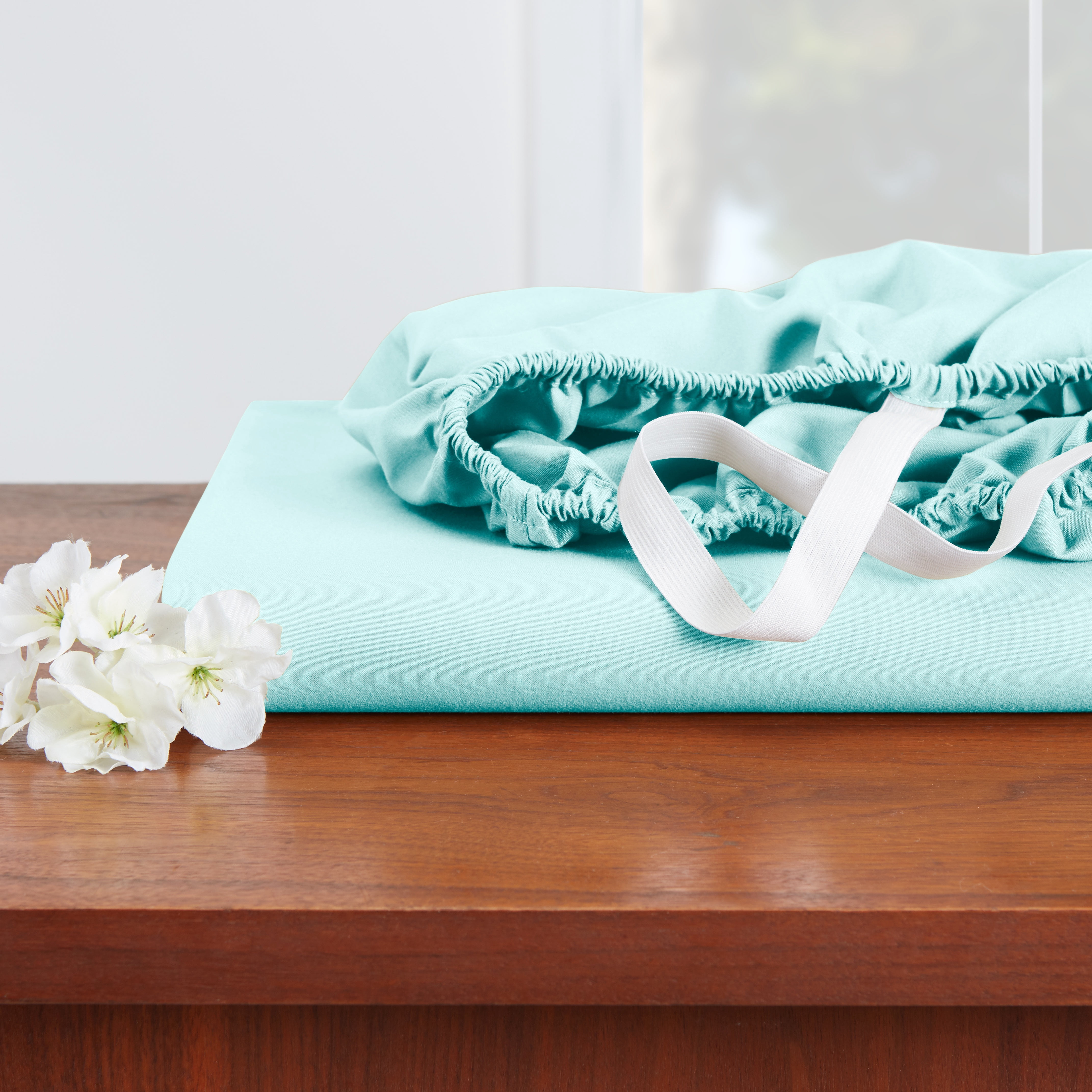 Hearth & Harbor Deep Pocket 4 Piece Solid Bed Sheet Set, 1800 Thread Count Microfiber Sheets, Full, Light Baby Blue