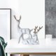 thumbnail image 4 of 1 par de estatuas geométricas de ciervos, esculturas de alces de animales, artesanías de resina hechas para escritorio, sala de , mueble B_Blanco Macarena Estatua de ciervo, 4 of 8