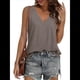 thumbnail image 4 of Paquete de 2 Camisetas Sin Mangas para Mujer, Blusas Informales Holgadas con Cuello en V para Vacaciones en la Playa. Negro y Gris Marrón XXL, 4 of 6