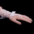 thumbnail image 2 of Encaje Guantes de Novia de Blanco Flor de para Noche de Bodas Cortos Complementos Nupcial Sunnimix Guantes nupciales, 2 of 8