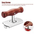 thumbnail image 4 of Abre abridor de acero inoxidable Ajustable Ajustable Tapa de la botella de la especia con la manija de madera A prueba de herrumbre El ahorro de mano de obra puede quitar los gadgets seitruly HA028160-00, 4 of 7