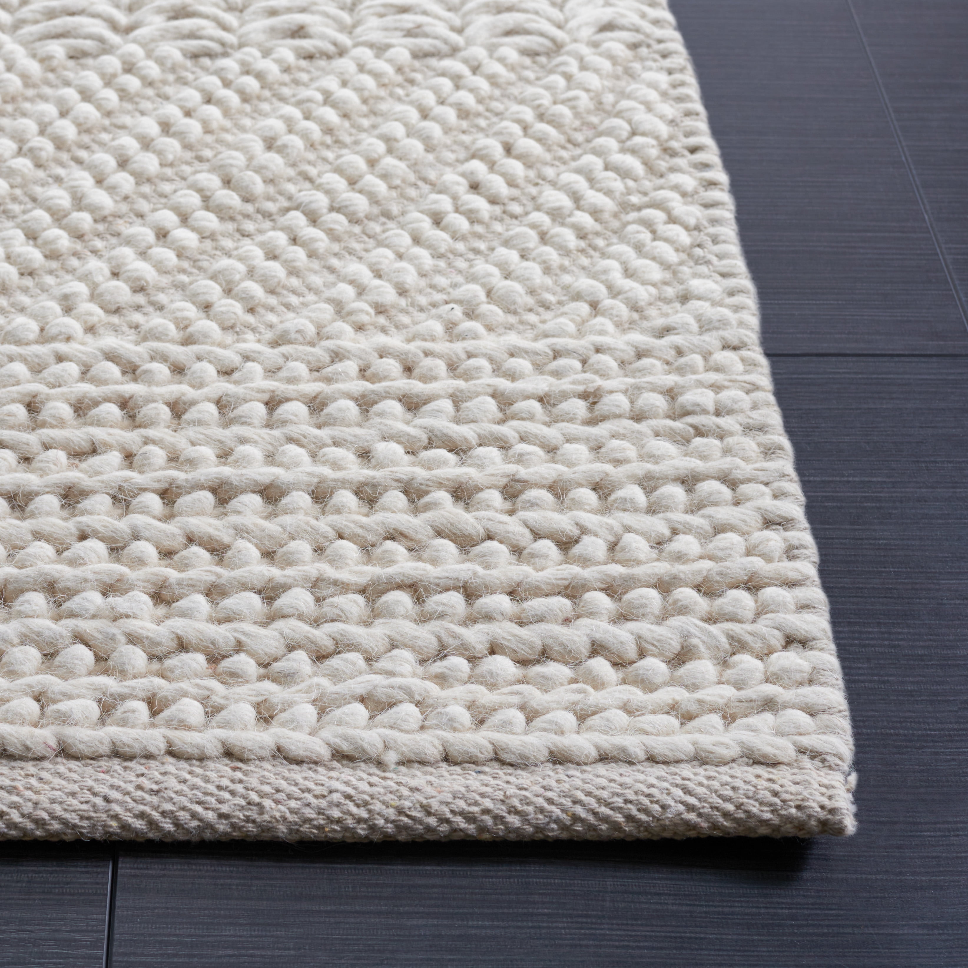 SAFAVIEH Natura Haywood Striped Wool Area Rug, Ivory, 6' x 9'