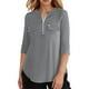 thumbnail image 1 of Camiseta informal de mujer con mangas 3/4, cremallera y bolsillos. Prenda funcional y elegante., 1 of 5