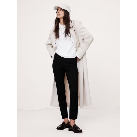 Banana Republic Women's Skinny Everywhere Ponte Pant, Black, Medium