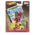 thumbnail image 1 of Vehículo de Juguete Hot Wheels Die-Cast Collector Marvel Combat Medic, 1 of 4