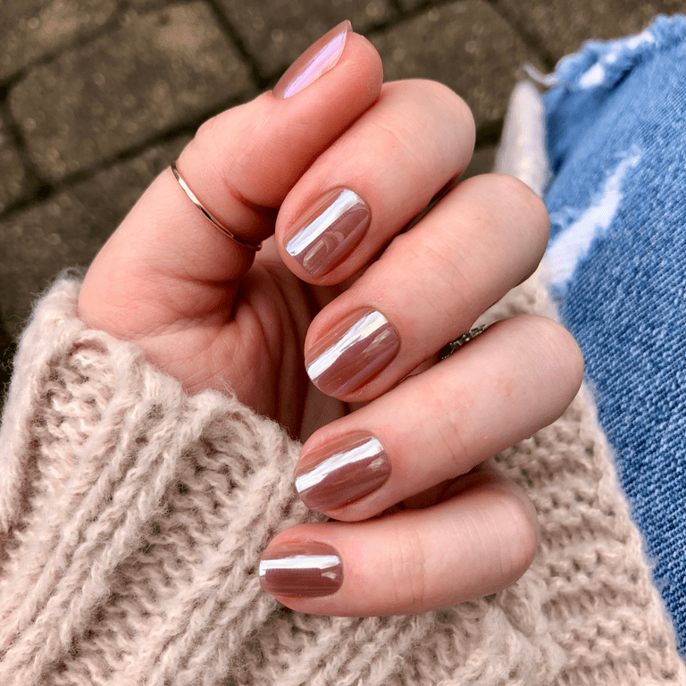 Olive & June Instant Mani Press-On Nails, Taupe Jelly Chrome photo 5