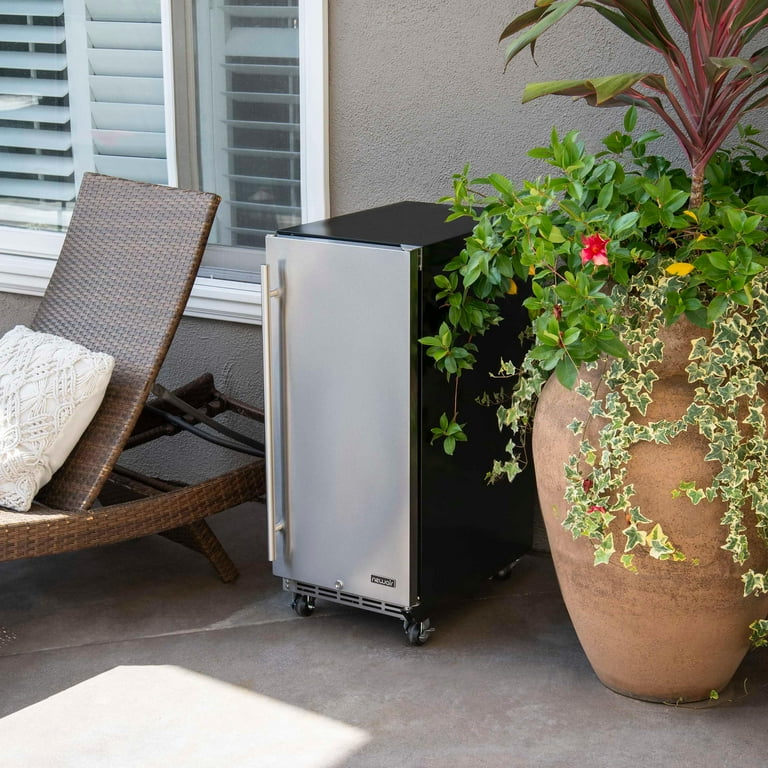 Small outdoor bar fridge deals