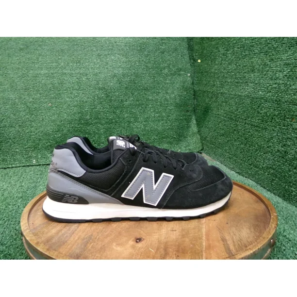 New Balance Mens 574 Black Gray Suede Running Sneakers Shoe Size 11.5 D ML574CNA