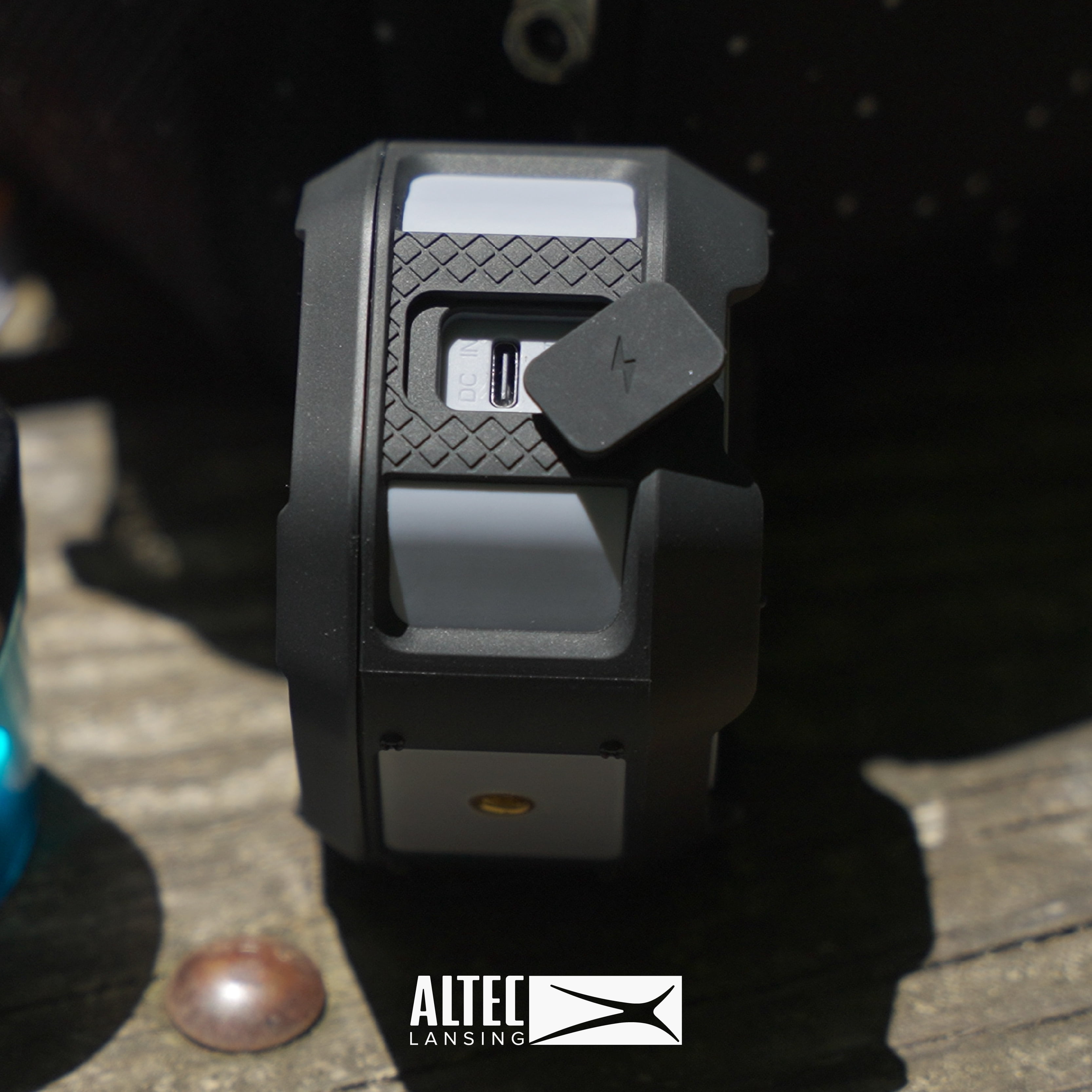 Altec Lansing HYDRATREK Magnetic Bluetooth Speaker, Waterproof IP67, Portable Speaker, True Wireless Pairing, USB-C Quick Charge, 3.7V 400mAh Battery, Voice Assistant, Perfect for Any Adventure