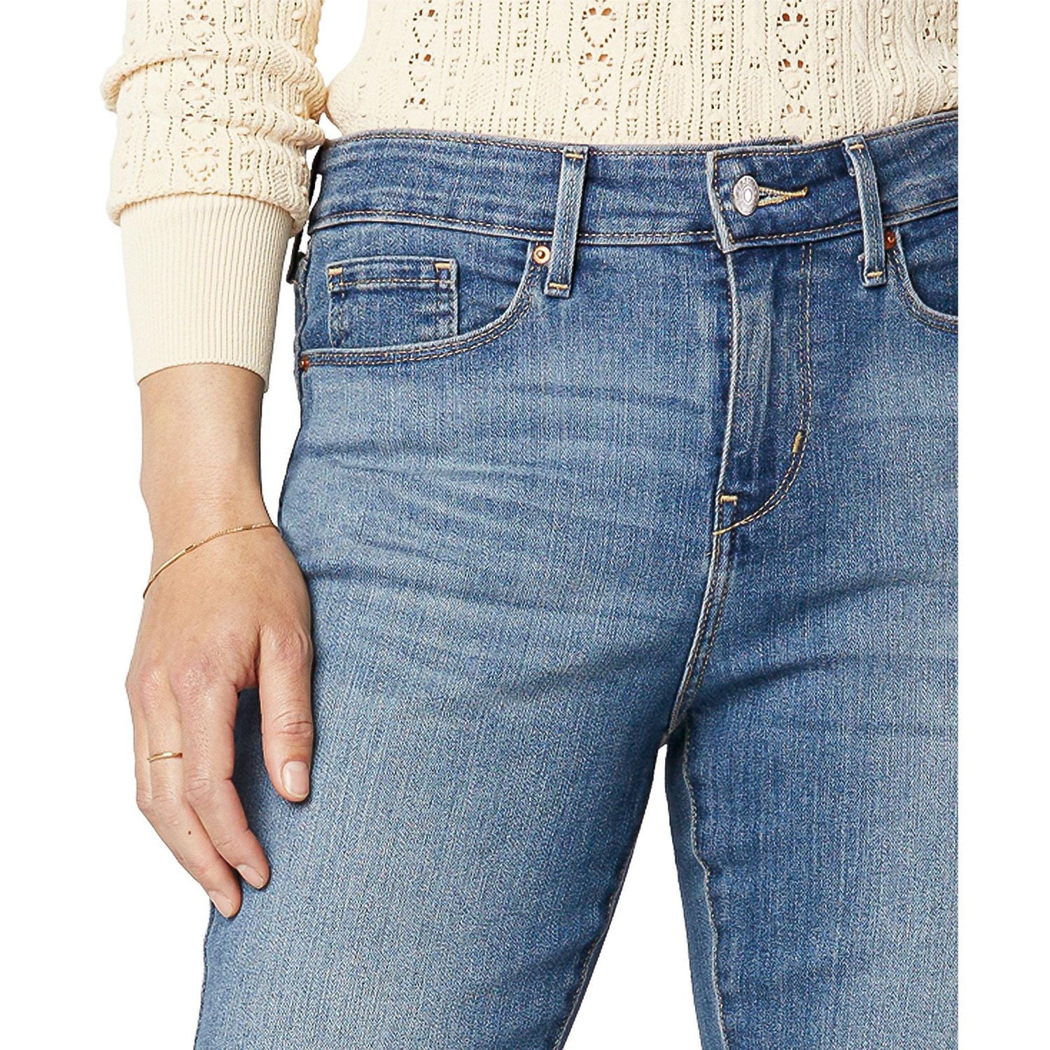 Levi Strauss Signature™ Women's Mid Rise Straight Jeans