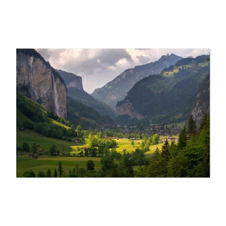 Lauterbrunnen Valley - Staubach Waterfall - Switzerland - Lauterbrunnen Canton of Bern Switzerland Photography Unframed Wall Art Print 5 x 7 inches