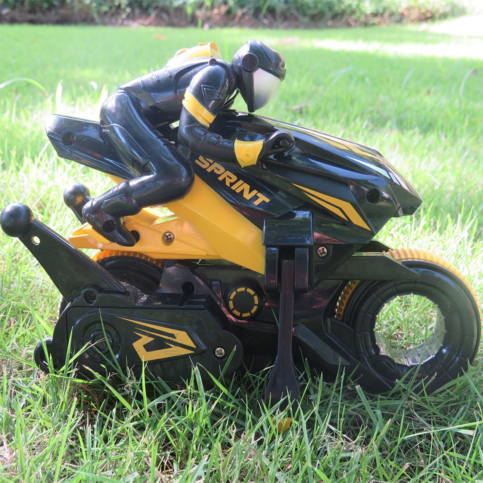 Meggemo Gift Remote Control Stunt Motorcycle - High-Speed Drift & Spinning RC Racing Car, Dynamic Outdoor & Home Play, Exciting Leisure Gift