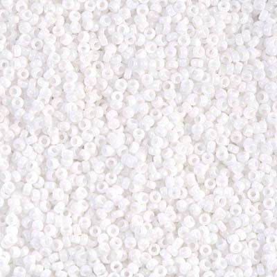 Miyuki 15/0 Seed Beads 15-402/15-9402 Opaque White 10 Grams