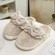 thumbnail image 1 of QYCKABY Zapatillas de algodón de felpa cálidas de invierno para mujer, suela gruesa, calzado de interior para el hogar, diseño de moda, suaves y elegantes, pantuflas de piel para exteriores, 1 of 5