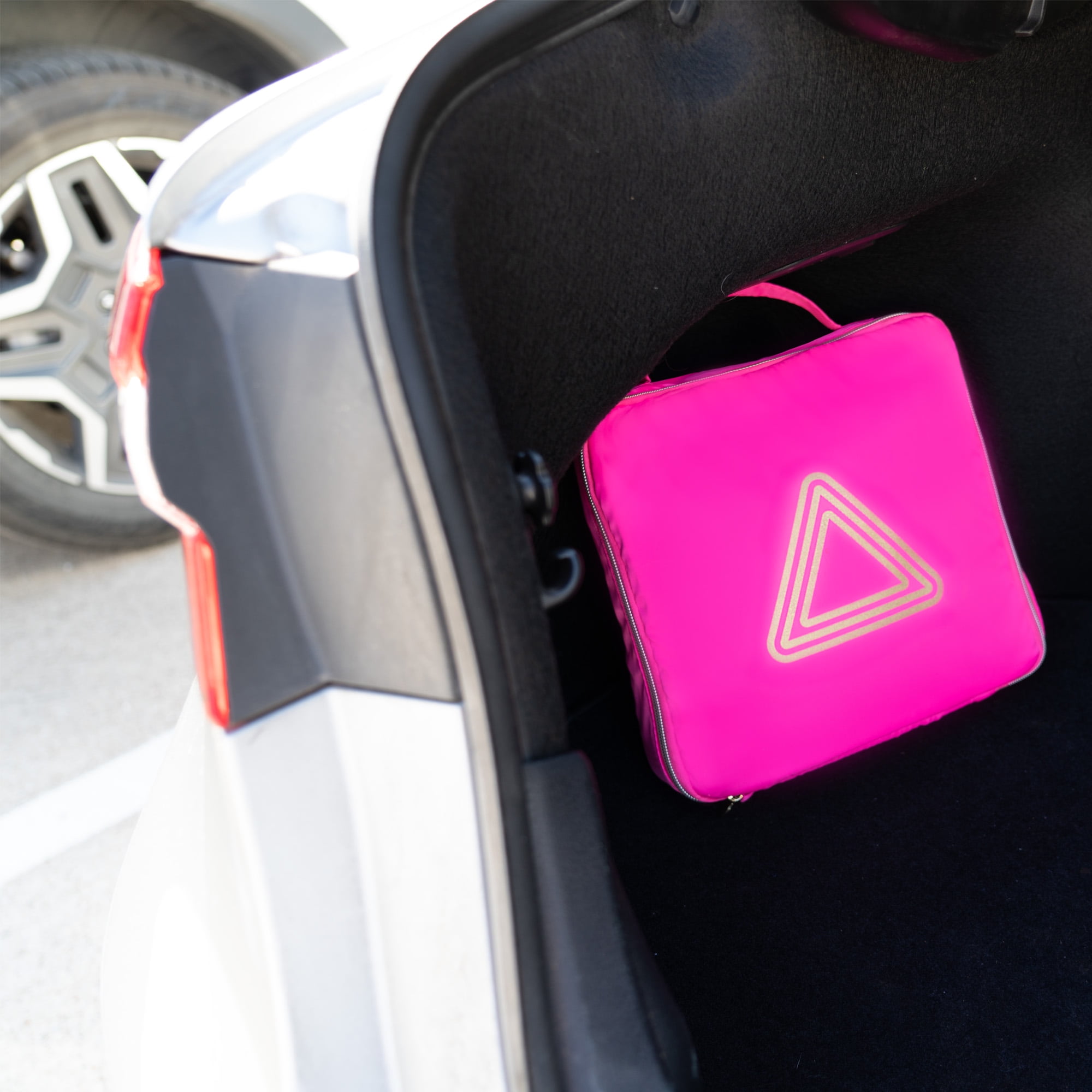 BLINGSTING Supercharged Car Emergency Kit - Pink